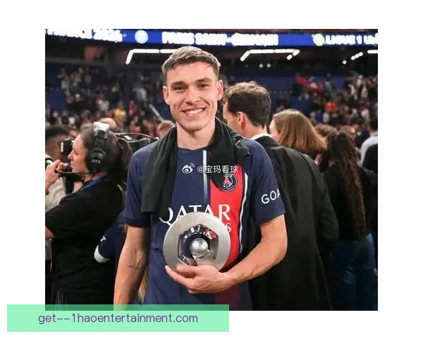 乌加特效力巴黎圣日耳曼一个赛季后宣布离队 未来去向引发关注
